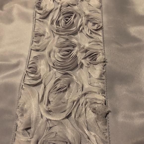 Gorgeous large lavender tote with floral accents - Picture 5 of 6